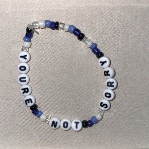 Taylor Swift | You’re not Sorry | Homemade Friendship Bracelet